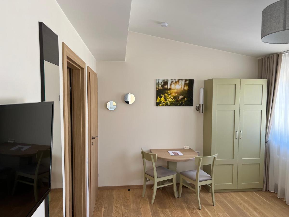 1912 Bed & Breakfast Klaipėda Buitenkant foto